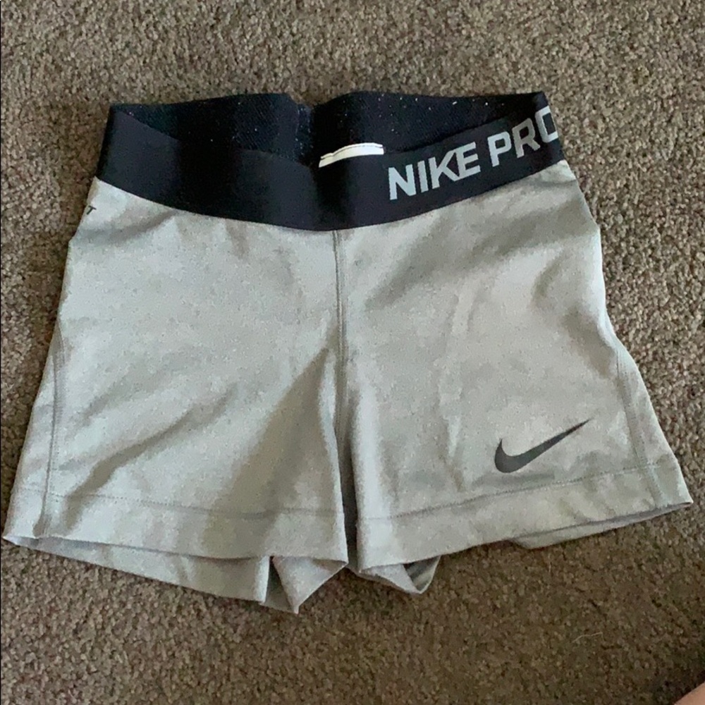 Grey Nike pro spandex size xs